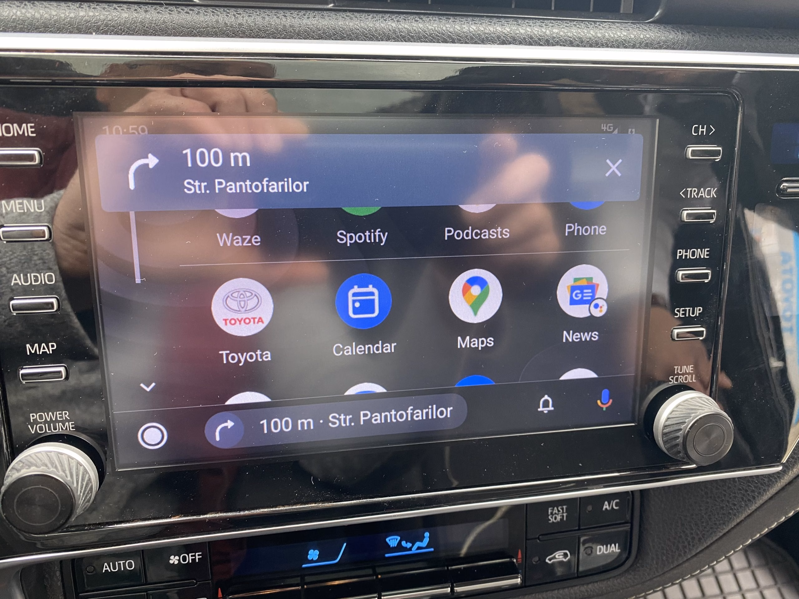 Kit retrofit Toyota touch 3 cu CarPlay si Android auto, pentru Toyota Auris,Corolla si Prius 2015-2018 - imagine 3